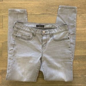 Aeropostale Distressed Jeggins